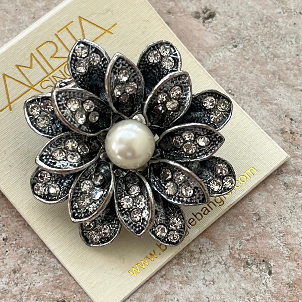 Amrita Singh silver tone crystal stretch ring NWT